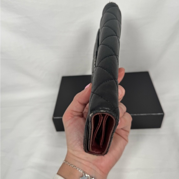 CHANEL wallet - Picture 14 of 15